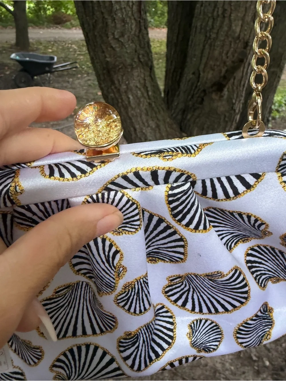 Isaac Mizrahi White Satin Shell-Print Clutch with Gold Chain